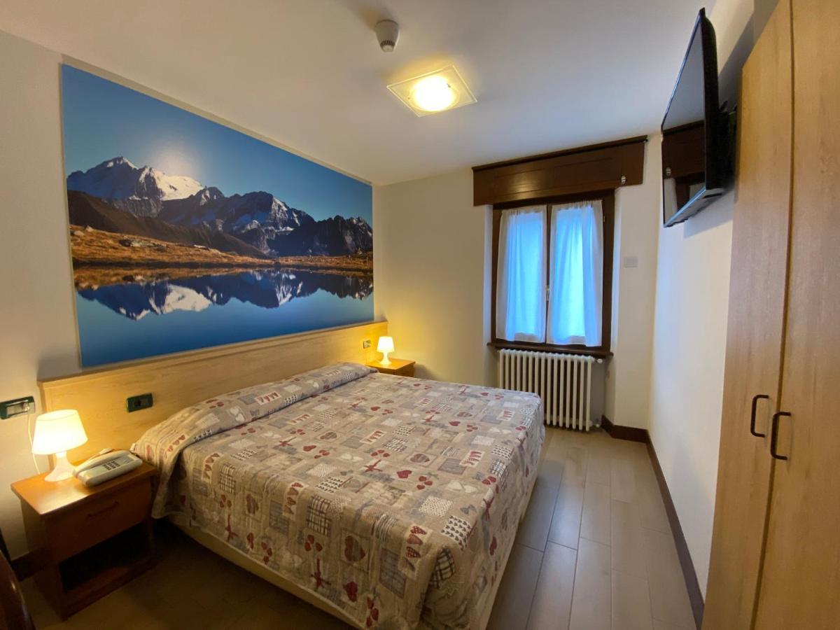 Hotel Sciatori 3 Stelle Superior Temù Екстериор снимка