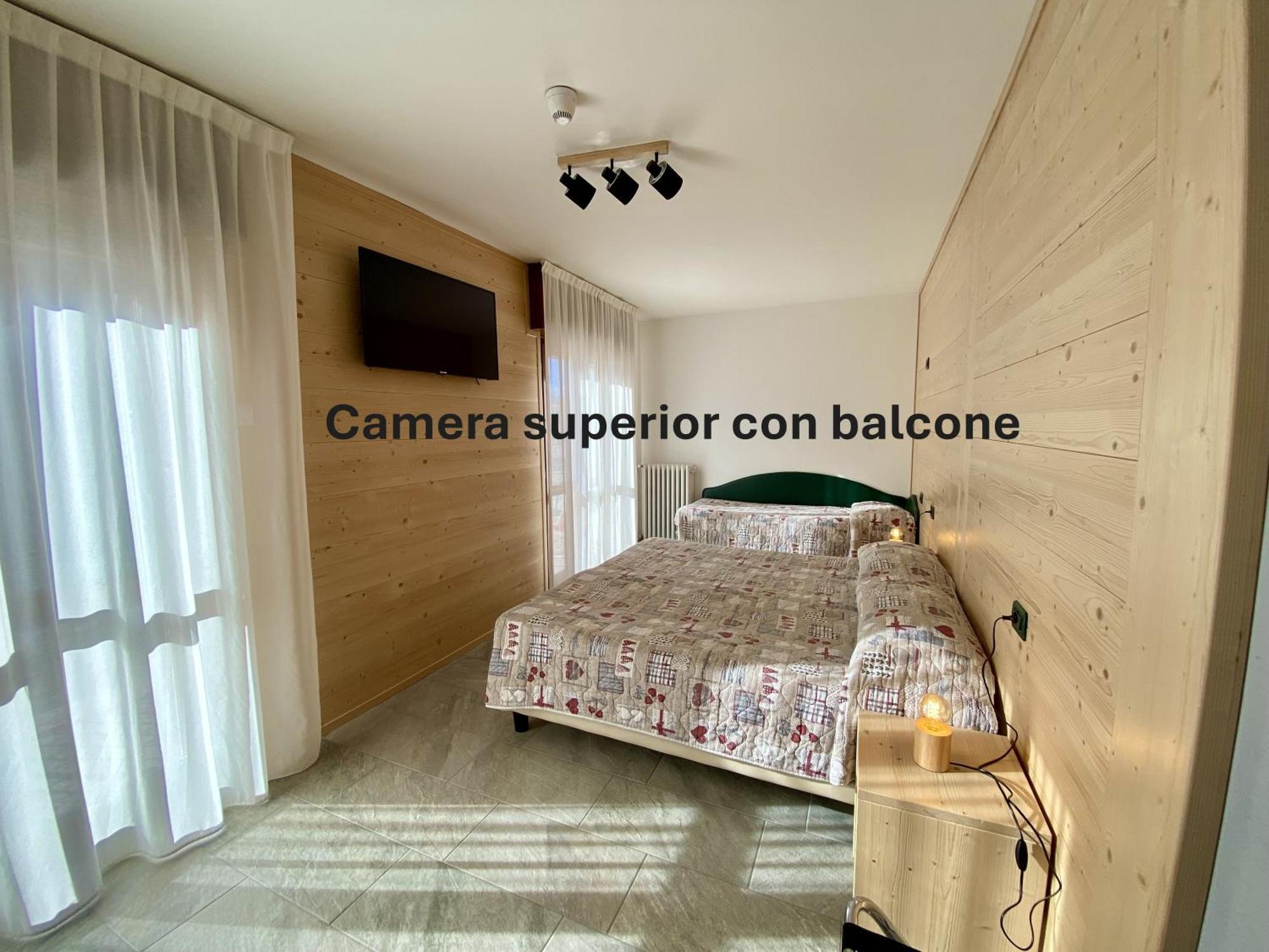 Hotel Sciatori 3 Stelle Superior Temù Екстериор снимка